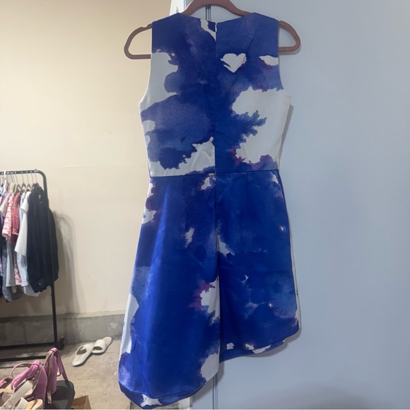 OSMAN Blue and White Sleeveless Dress - Picture 2 of 3
